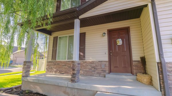 Cost of Concrete Porch Installation in Tooele