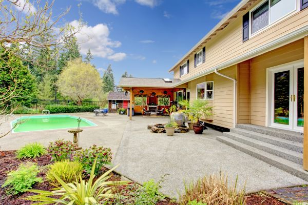 Cost of Pool Area Concreting in Tooele