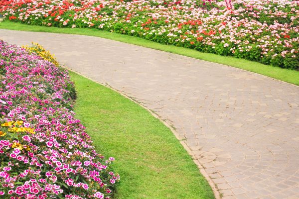 Cost of Concrete Walkway Service in Tooele