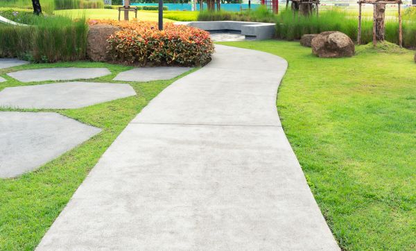 Cost of Concrete Sidewalk Installation in Tooele